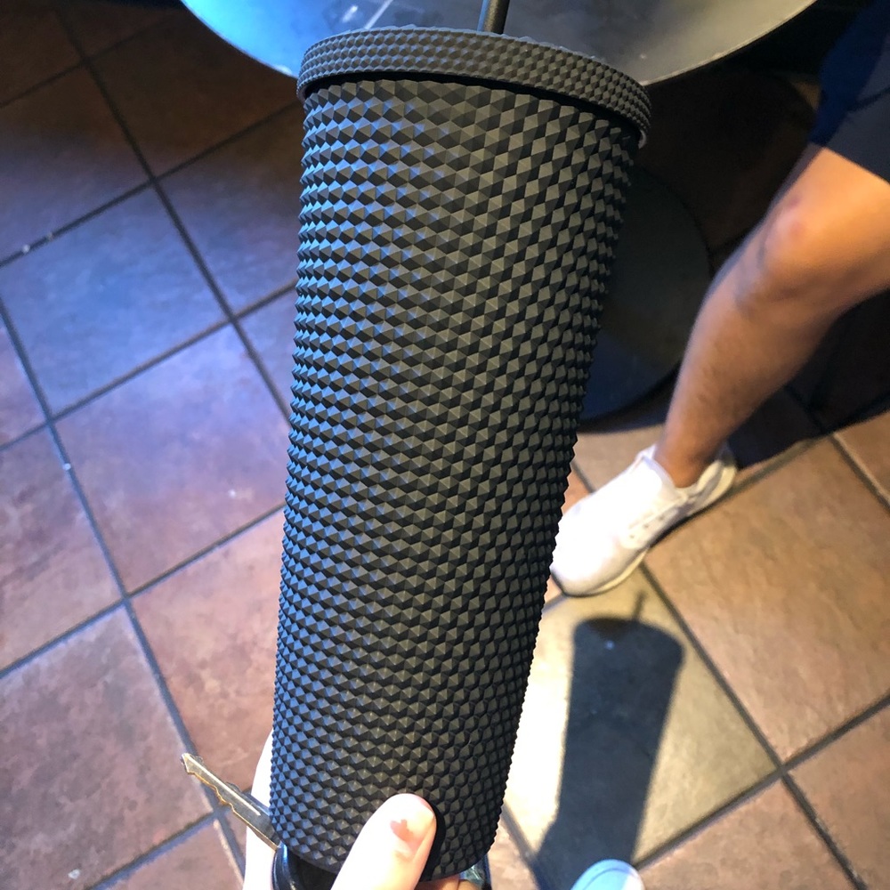 Starbucks 2021 matte black studded tumbler - Picture 5 of 9
